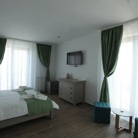 Escape 3* Vama Veche