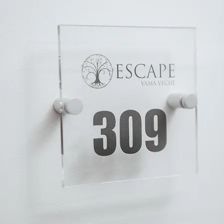 Escape 3*