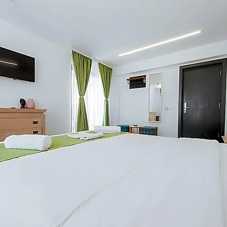 Escape 3*