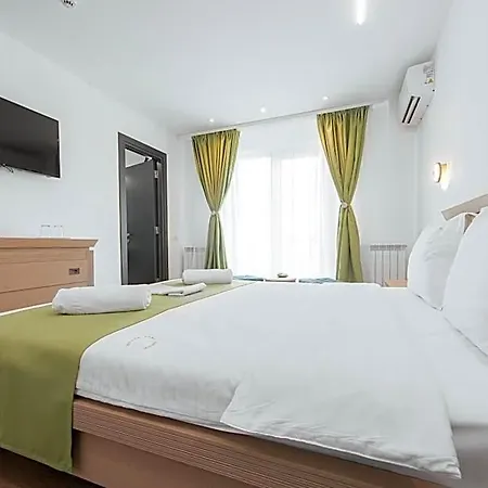 Hotel Escape